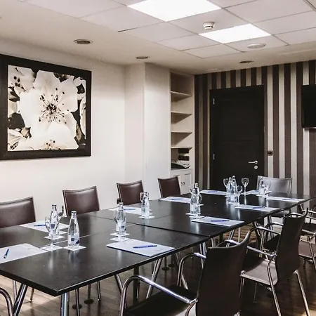 Ilunion Hotel 4*