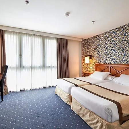 Ilunion Hotel 4*