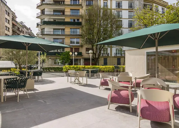 Ilunion ホテル 4*